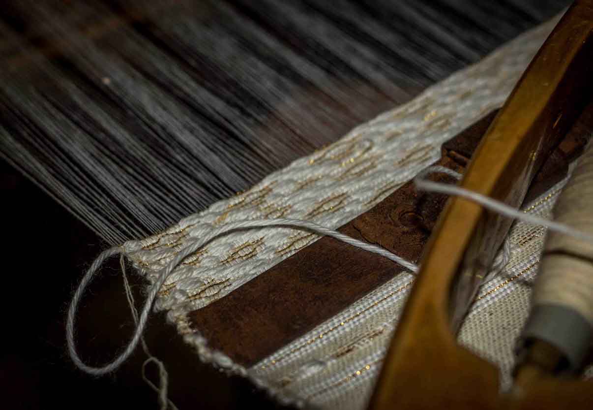 Loom Weaving Overshot Technique