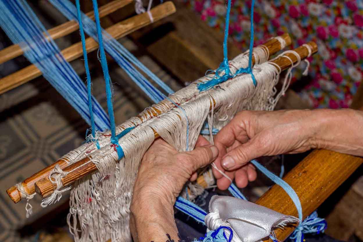 How To Warp A Loom From Back to Front