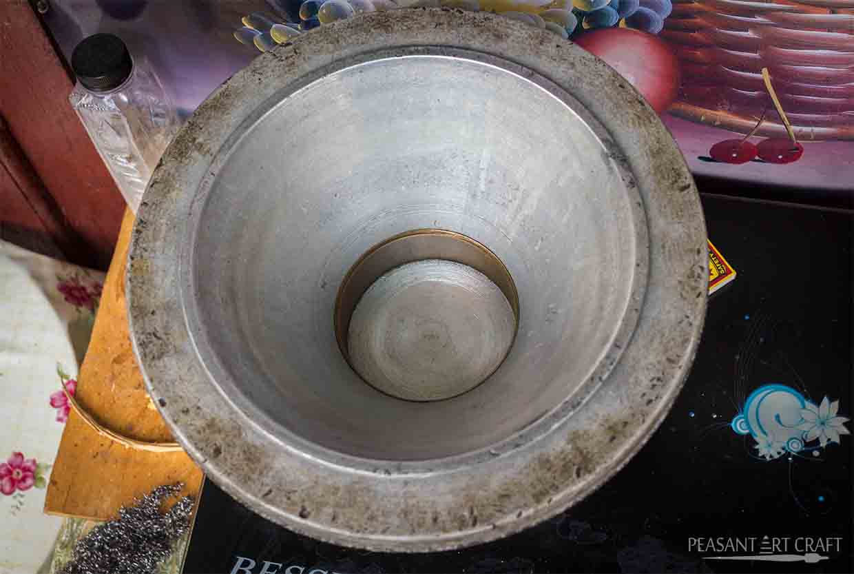 Making Straw Hats: Milliner Demonstrates Traditional Hatmaking