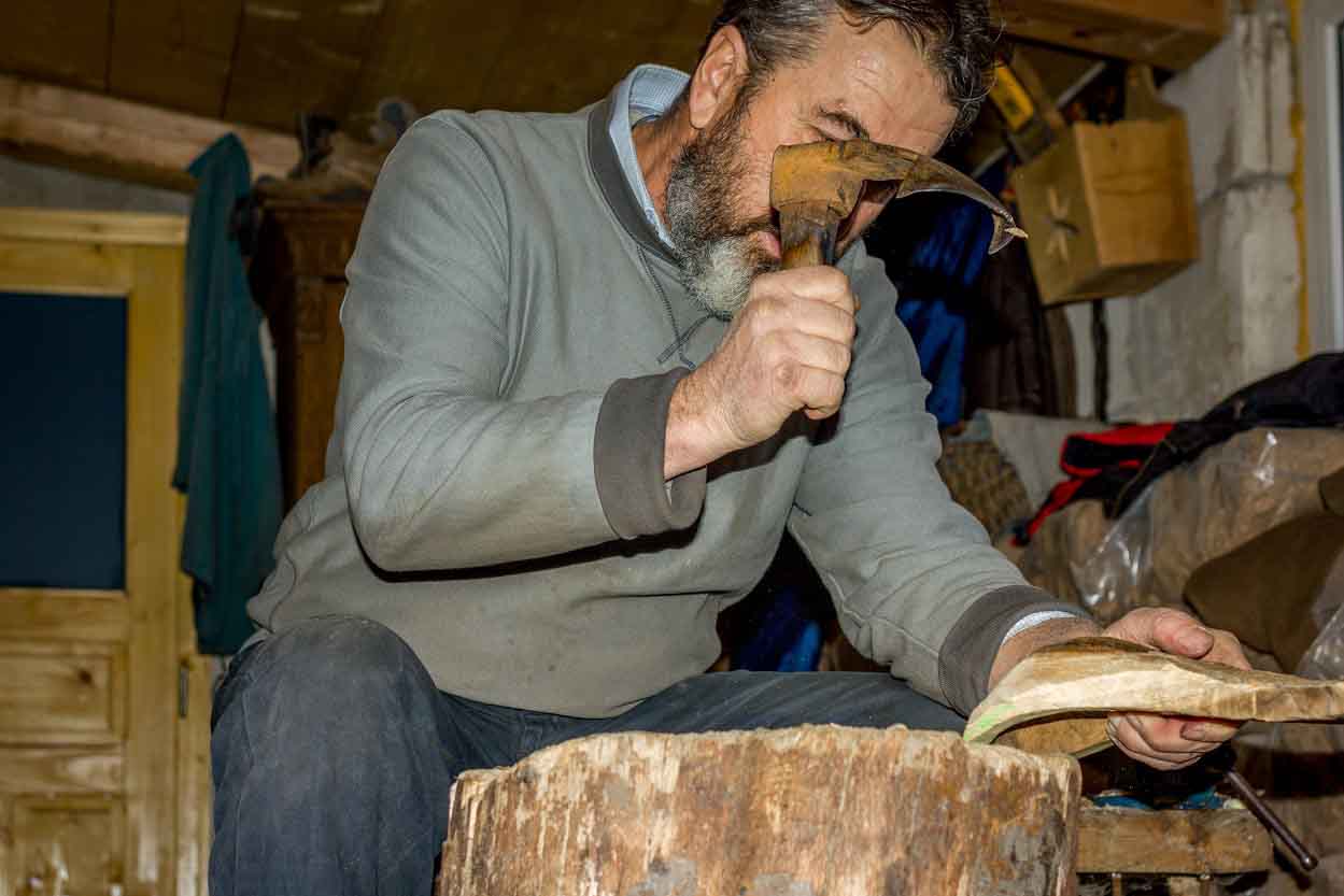 Wood Craftsman Demonstrates Traditional Spoon Carving