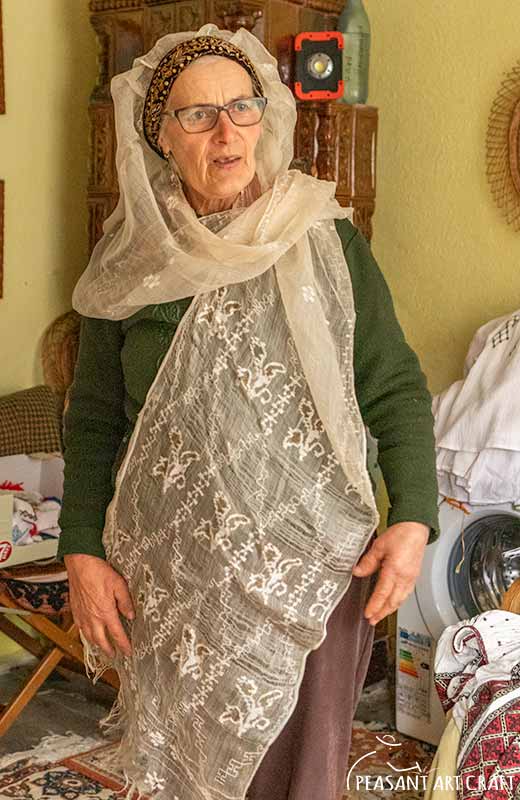 Artisan Weaver Olivotto Viorica Wearing Marama