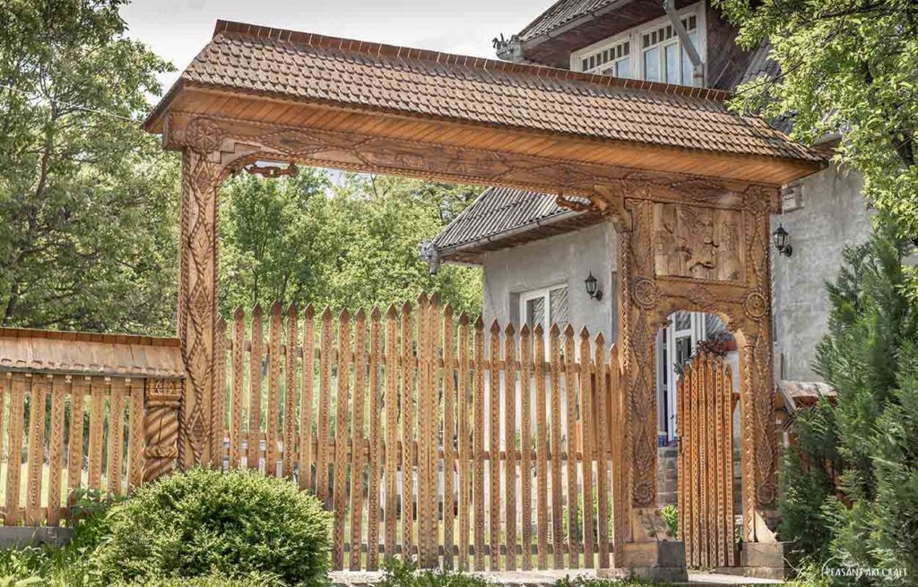 Large Scale Woodworking Gates Maramures