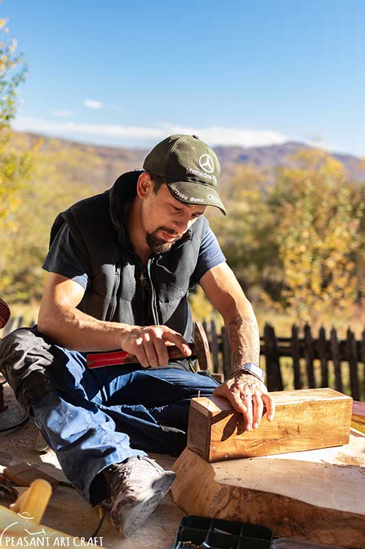 The Craft of a Walnut Wooden Case