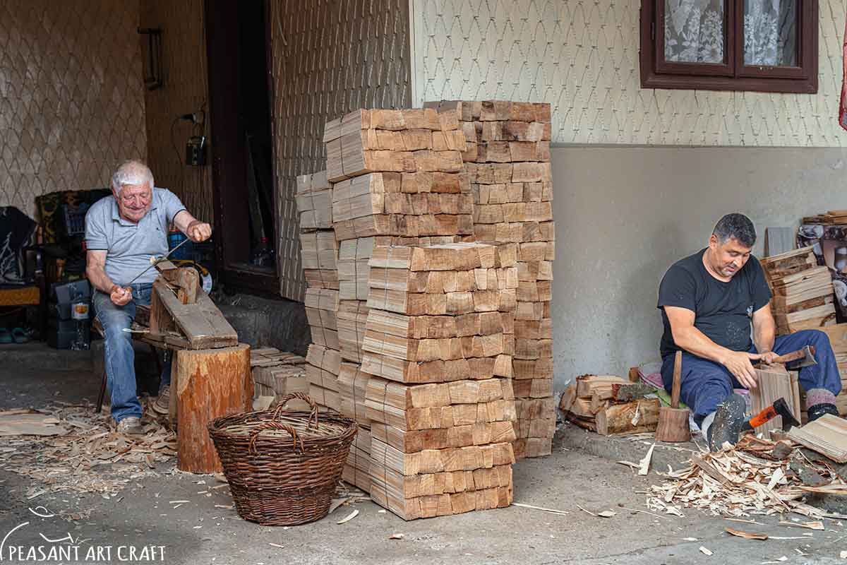Traditional Wooden Roof Masters